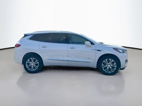 Used 2020 Buick Enclave Avenir w/ Avenir Technology Package FWD image 8
