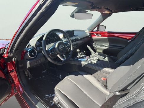 New 2026 MAZDA MX-5 Miata RF Grand Touring RWD image 10