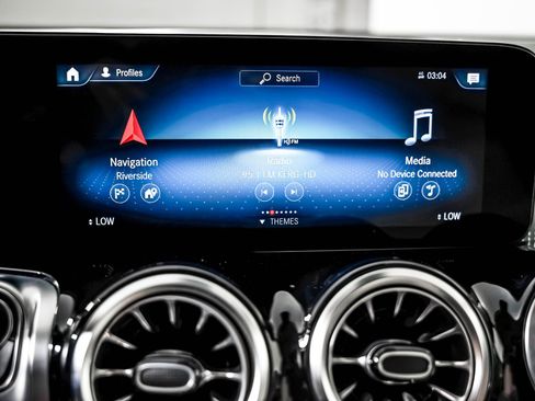 Certified 2023 Mercedes-Benz EQB 300 4MATIC image 17