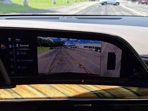 Used 2021 Cadillac Escalade Sport Platinum AWD/4WD image 22