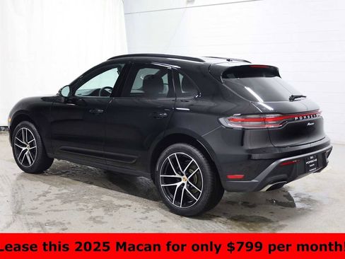 Certified 2025 Porsche Macan image 3