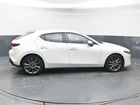Used 2023 MAZDA MAZDA3 s image 6