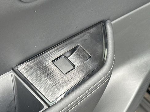 New 2026 Nissan Rogue SV image 30