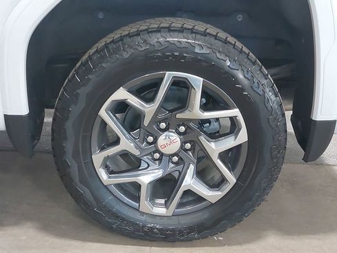 New 2026 GMC Sierra 1500 SLT w/ SLT Premium Plus Package AWD/4WD image 36