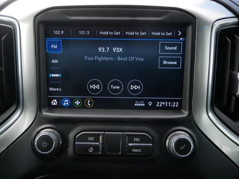 Used 2022 Chevrolet Silverado 1500 LT AWD/4WD image 13