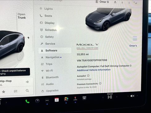 Used 2023 Tesla Model Y Performance image 8