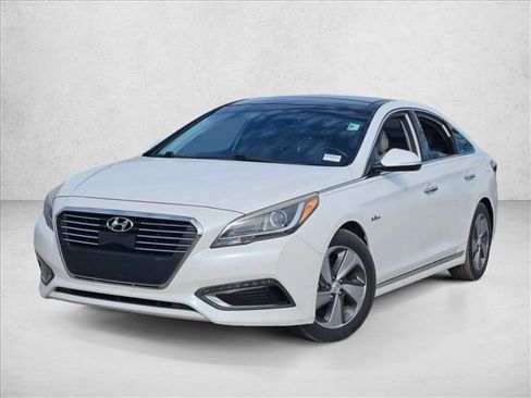 Used 2016 Hyundai Sonata Limited w/ Option Group 02 image 1