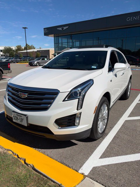 Used 2017 Cadillac XT5 FWD image 1