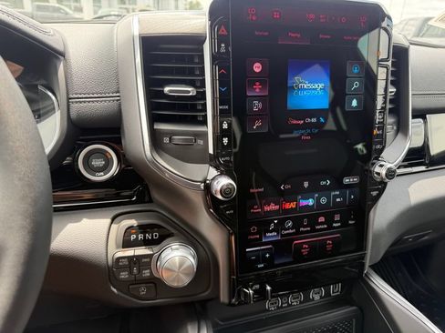 New 2026 RAM 1500 Laramie AWD/4WD image 10