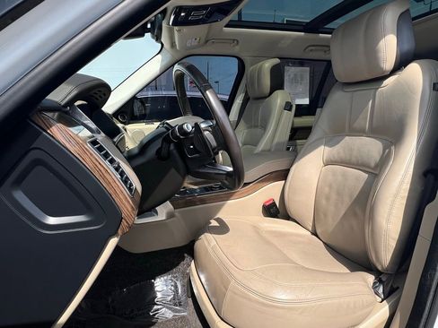 Used 2018 Land Rover Range Rover HSE AWD/4WD image 18