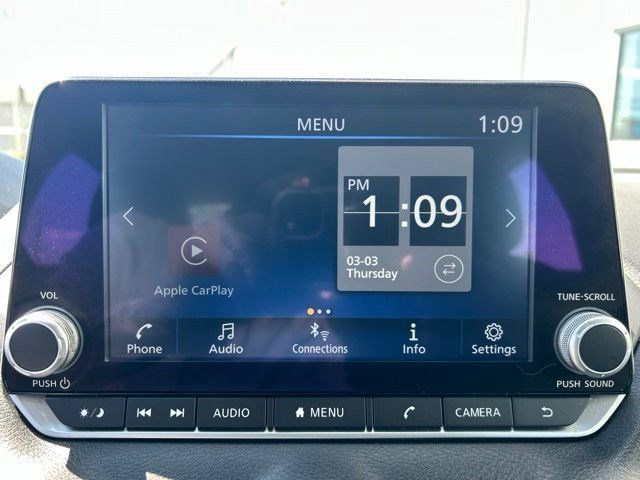 Used 2024 Nissan Sentra SV FWD image 22
