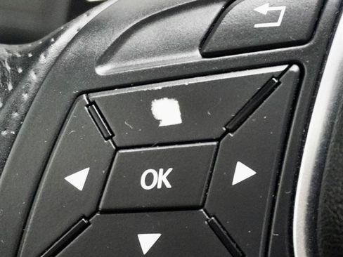 Used 2012 Mercedes-Benz E 350 4MATIC Sedan image 31