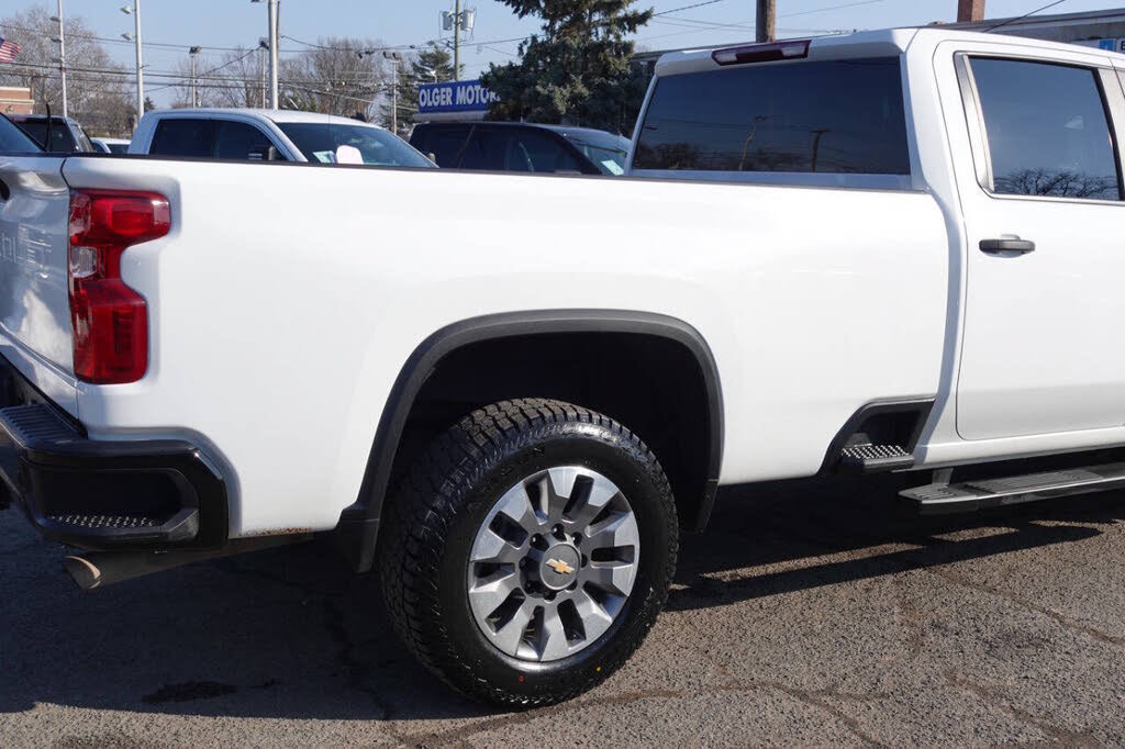 Used 2024 Chevrolet Silverado 2500 Custom w/ Custom Value Package AWD/4WD image 11