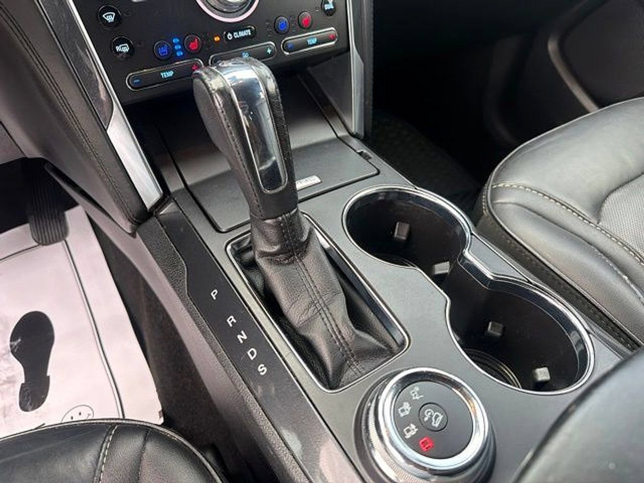 Used 2019 Ford Explorer Platinum AWD/4WD image 22