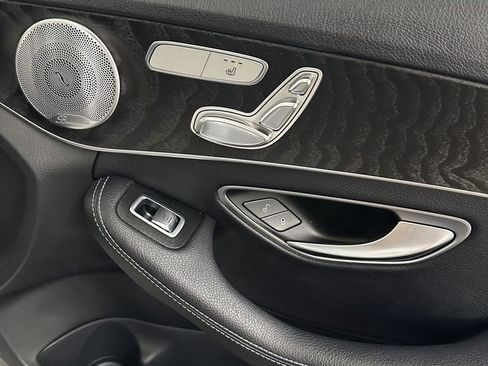 Used 2016 Mercedes-Benz C 300 4MATIC Sedan image 32