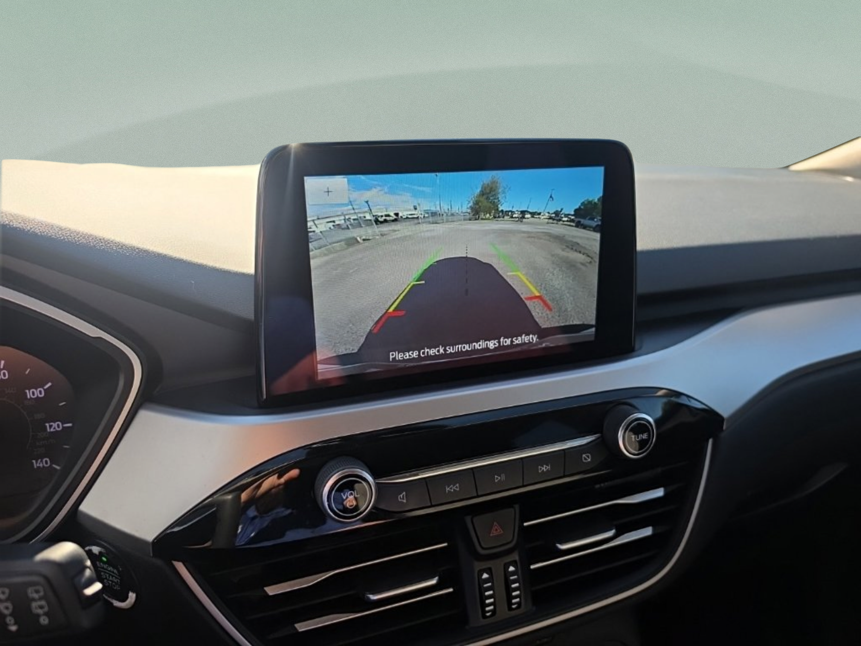 Used 2020 Ford Escape SE FWD image 20