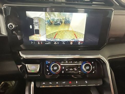 Used 2025 GMC Sierra 1500 Denali Ultimate AWD/4WD image 26