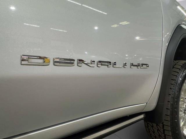 Used 2023 GMC Sierra 2500 Denali AWD/4WD image 32