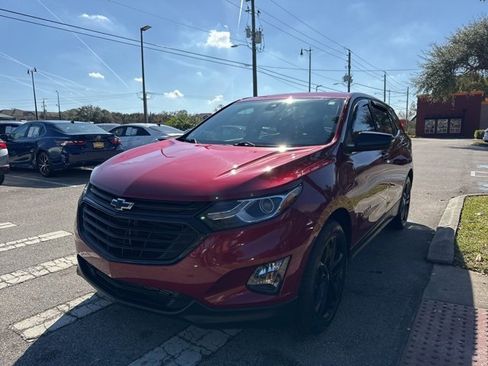 Used 2020 Chevrolet Equinox LT w/ Sport Edition image 4