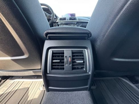 Used 2018 BMW 330i xDrive Sedan AWD/4WD image 29