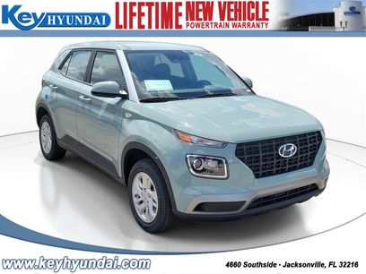 New 2025 Hyundai Venue SE