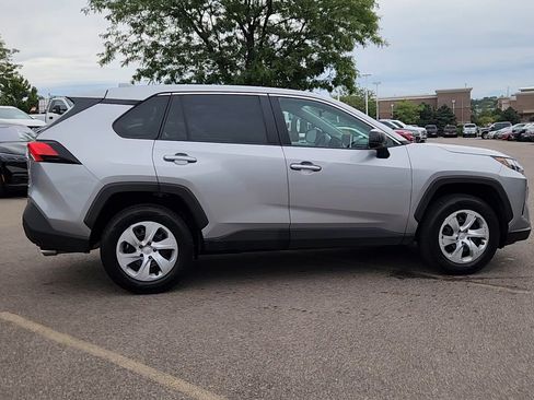 Used 2025 Toyota RAV4 LE AWD/4WD image 12