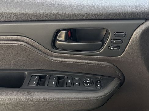 Used 2019 Honda Odyssey EX-L image 23