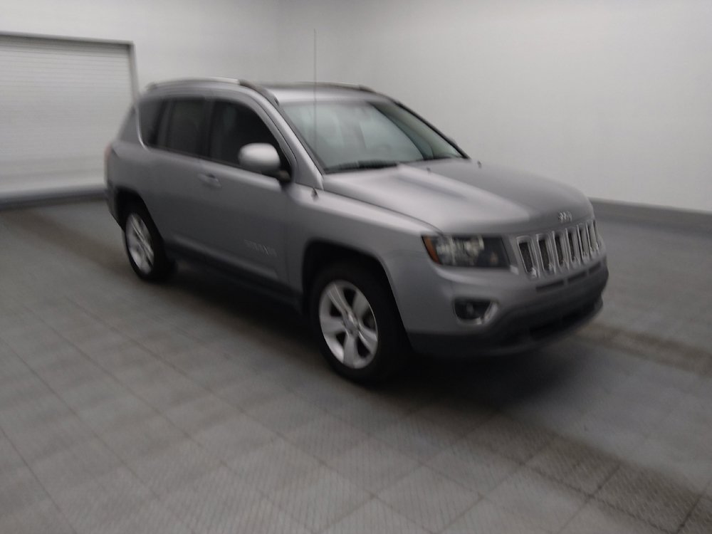 Used 2015 Jeep Compass High Altitude FWD image 11