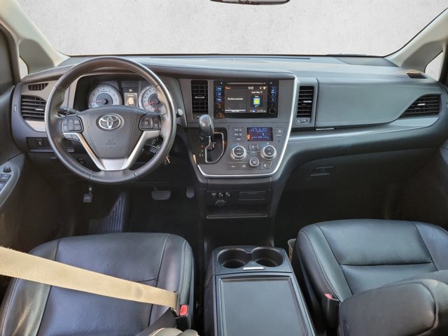 Used 2015 Toyota Sienna SE FWD image 20