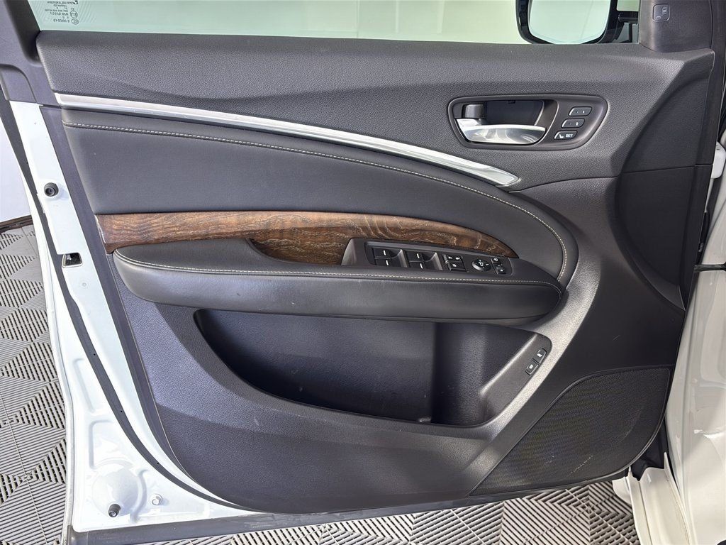 Used 2019 Acura MDX w/ Advance Package FWD image 14