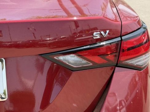 Used 2024 Nissan Sentra SV w/ Lighting Package image 5