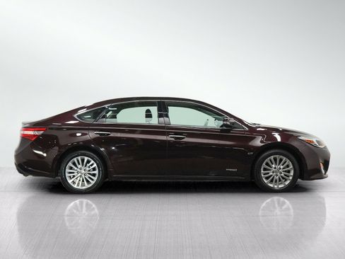 Used 2013 Toyota Avalon XLE Touring FWD image 6