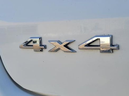 Used 2018 Jeep Compass Limited w/ Navigation Group image 7