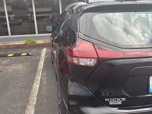 Used 2024 Nissan Kicks SV image 10