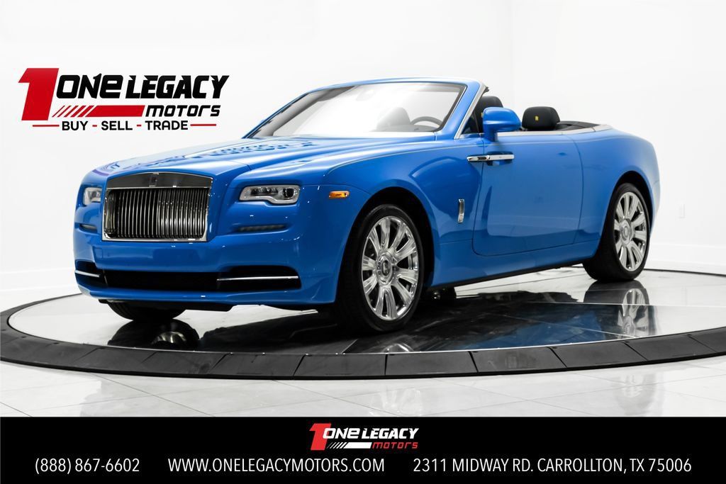 Used 2021 Rolls-Royce Dawn RWD image 1