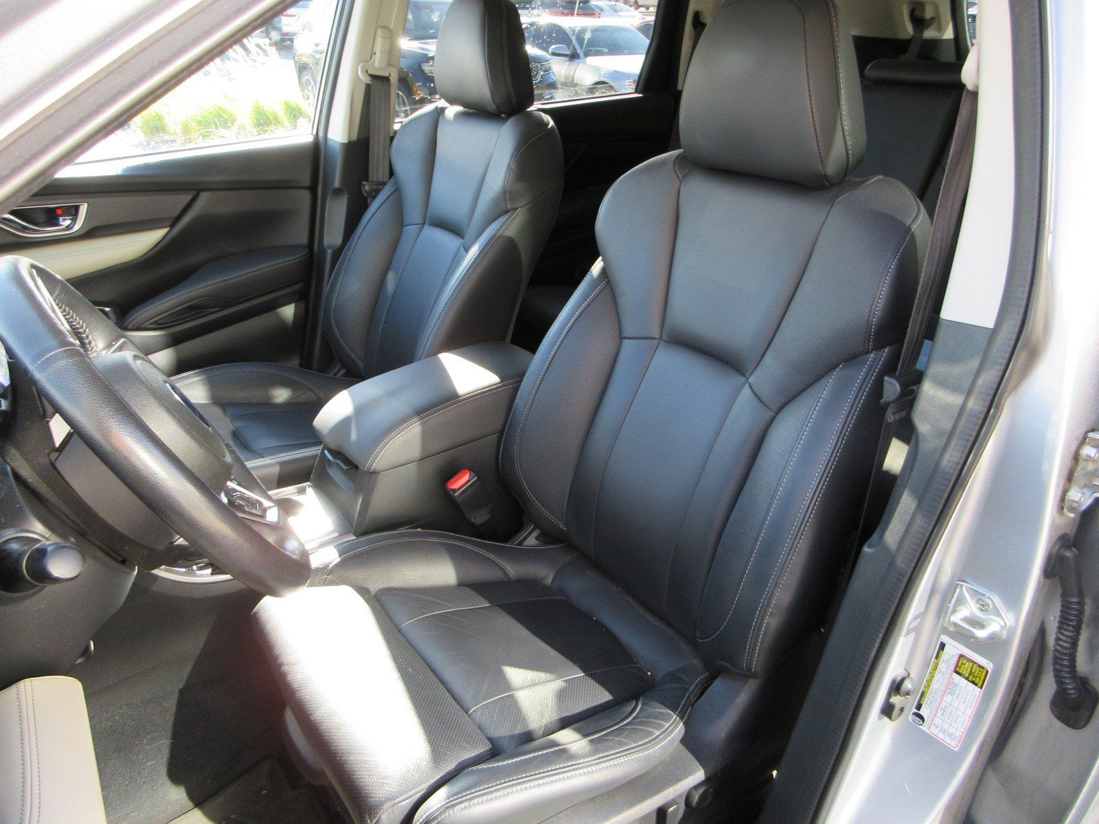 Used 2022 Subaru Ascent Limited w/ Technology Package AWD/4WD image 21