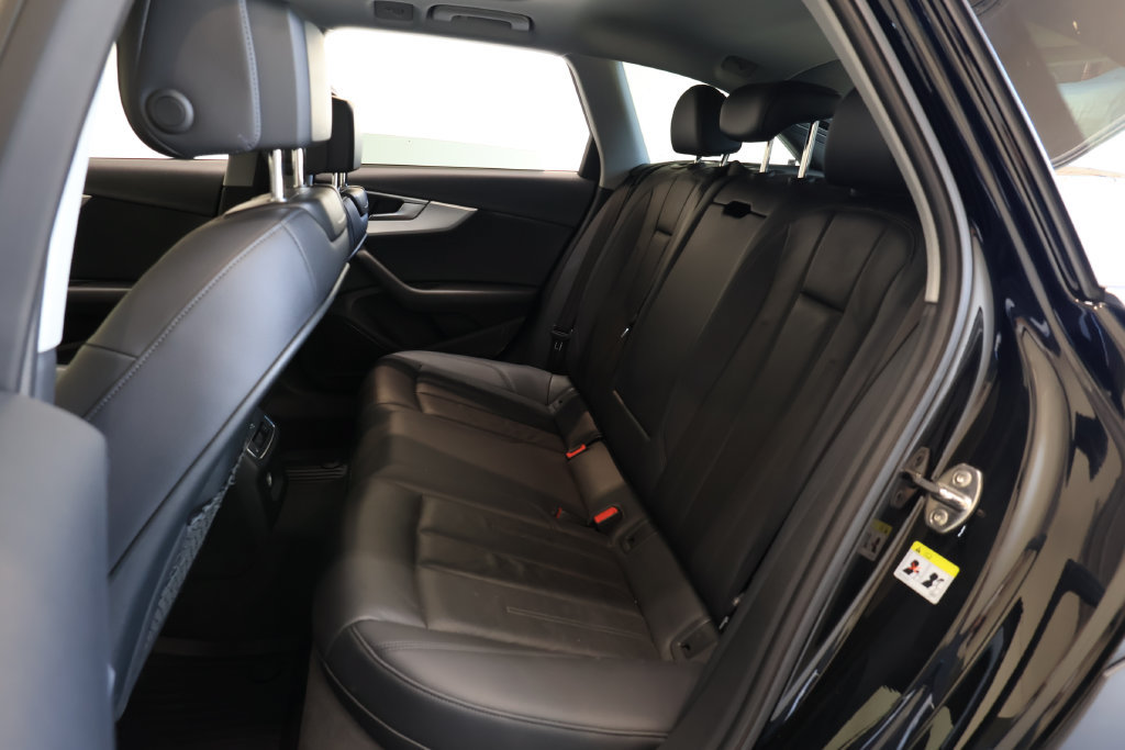 Used 2018 Audi A4 2.0T allroad Premium Plus AWD/4WD image 19