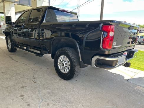 Used 2022 Chevrolet Silverado 2500 LT w/ Convenience Package image 5