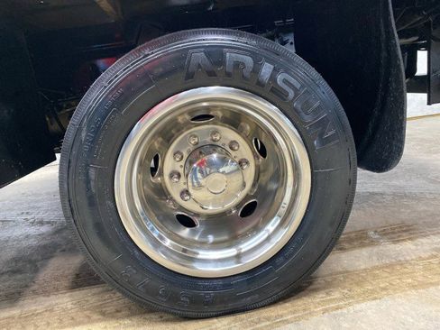 Used 2021 RAM 5500 Tradesman w/ Chrome Appearance Group image 36