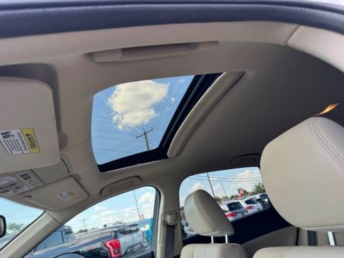 Used 2014 Honda Crosstour EX-L image 18