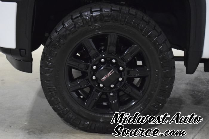Used 2024 GMC Sierra 2500 AT4 w/ AT4 Premium Plus Package AWD/4WD image 7