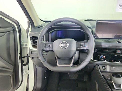 New 2026 Nissan Rogue Platinum w/ Platinum Premium Package image 30