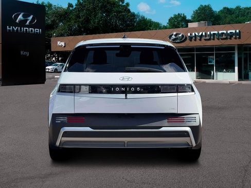 New 2026 Hyundai Ioniq 5 SEL image 10