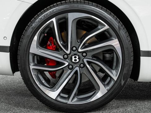 Used 2025 Bentley Continental GT Speed image 38