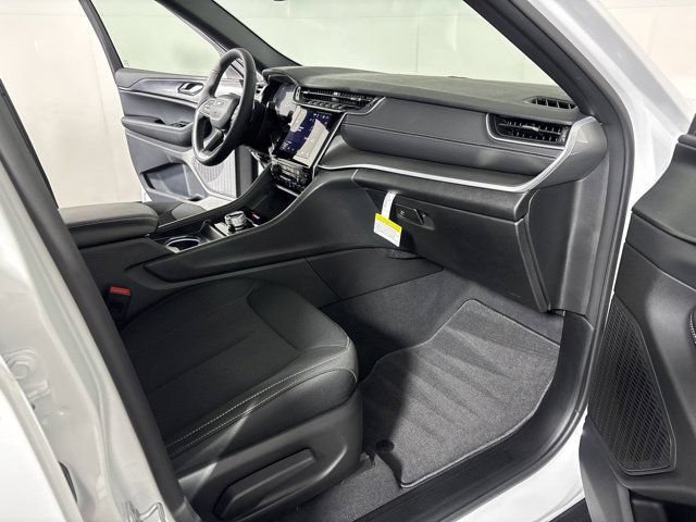 New 2026 Jeep Grand Cherokee Laredo X AWD/4WD image 27