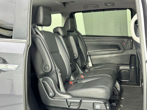 Used 2024 Honda Odyssey Touring image 13