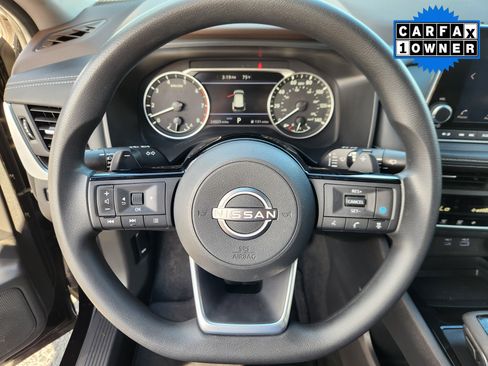 Certified 2023 Nissan Rogue SV image 9