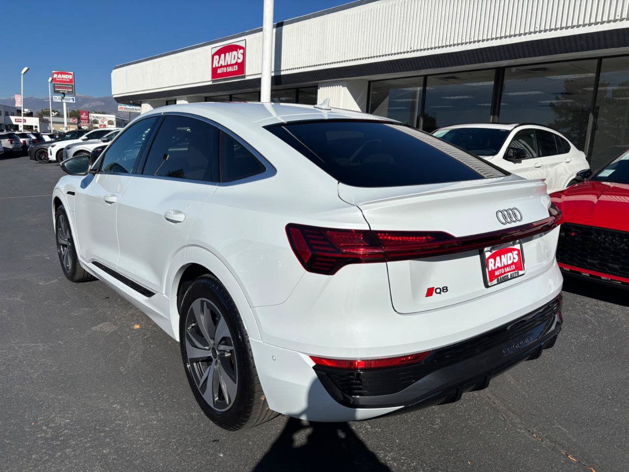 Used 2024 Audi Q8 e-tron Premium Plus AWD/4WD image 12