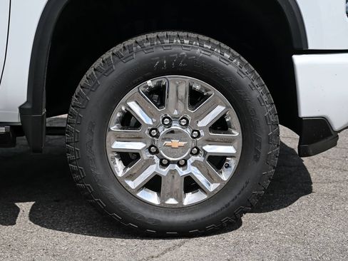 New 2026 Chevrolet Silverado 2500 High Country w/ Technology Package AWD/4WD image 12