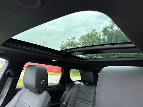 Certified 2025 Land Rover Range Rover Evoque S image 4